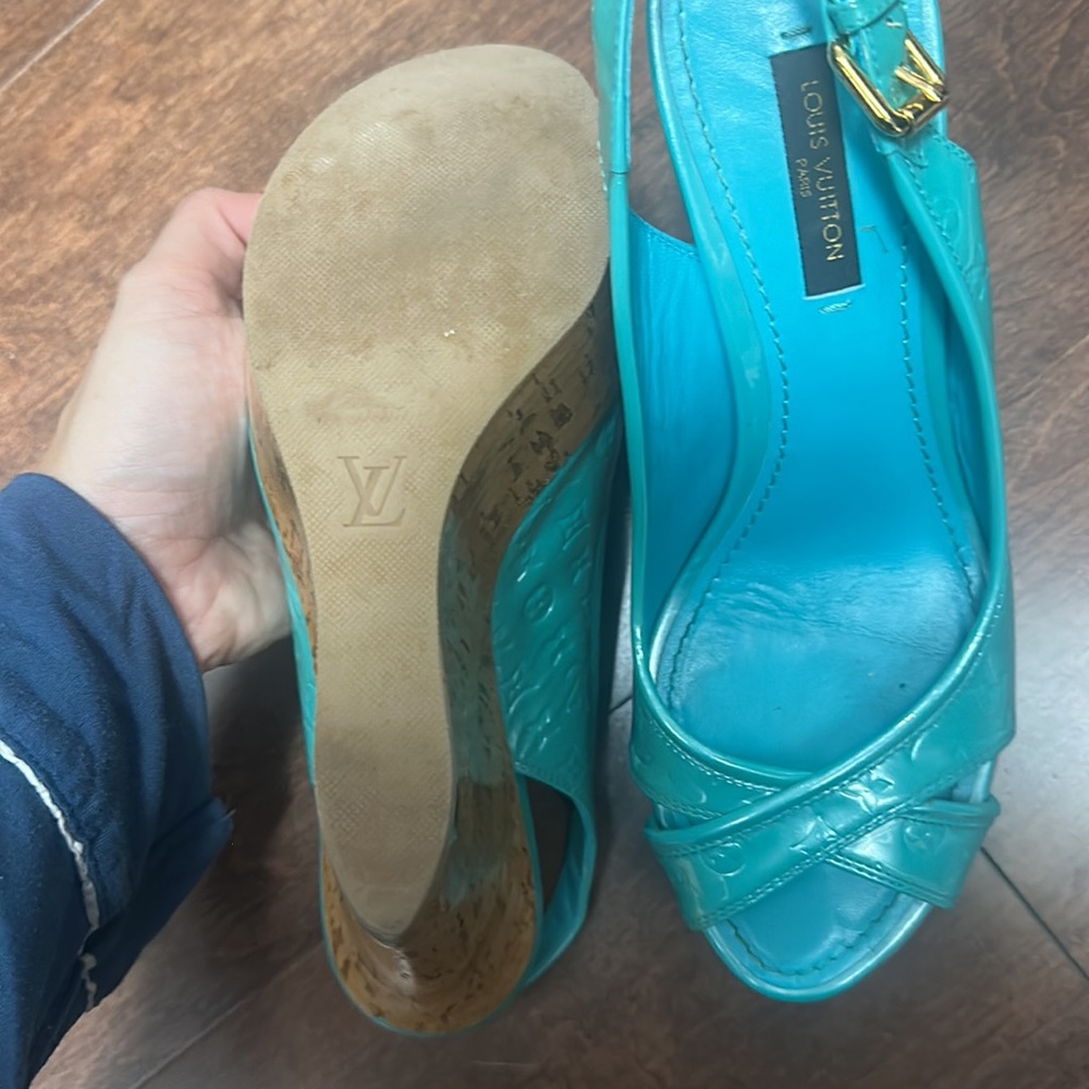 Sandals - Picture 6 of 7